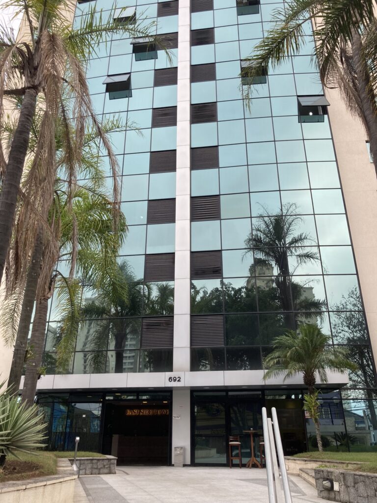 Faixada-do-edificio-do-consultorio